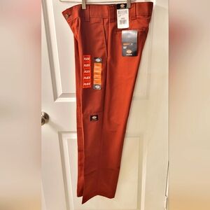 NEW Mens Dickies Skateboarding Flex Relaxed Fit Pants 32x32 Fired Brick Color